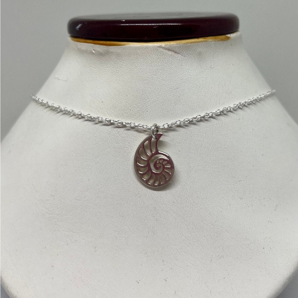 Sterling Silver Swirl Shell Necklace- Vintage, Estate- Gifts for her